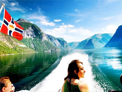 9-Norway in a Nutshell